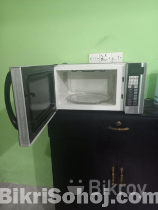 Singer 30 Litre Micro Oven